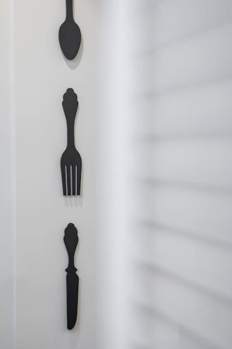 Stylish Abode Under Acropolis W/ Sunny Courtyard! Apartment Athens Ngoại thất bức ảnh
